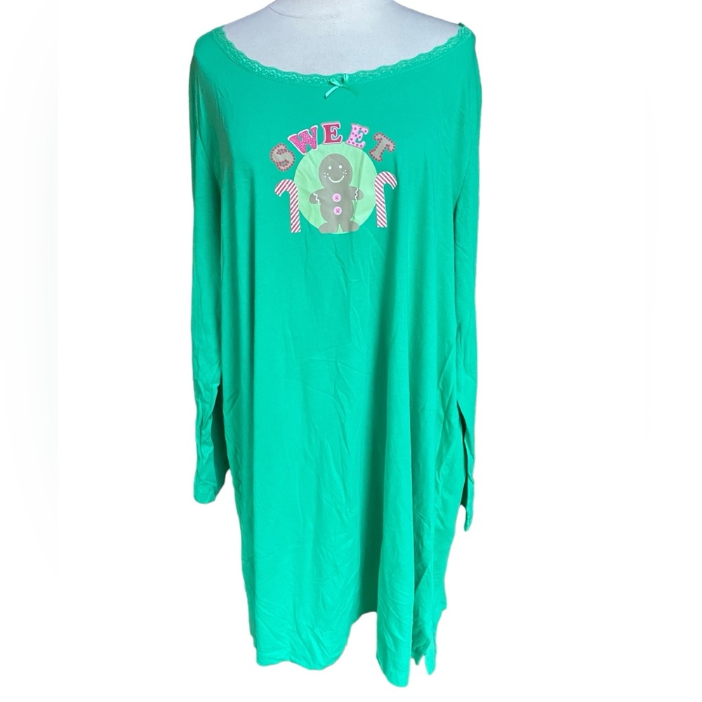 NWT Simply Basic Holiday‎ Nightgown